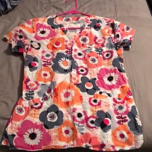 Small flowered scrub top
